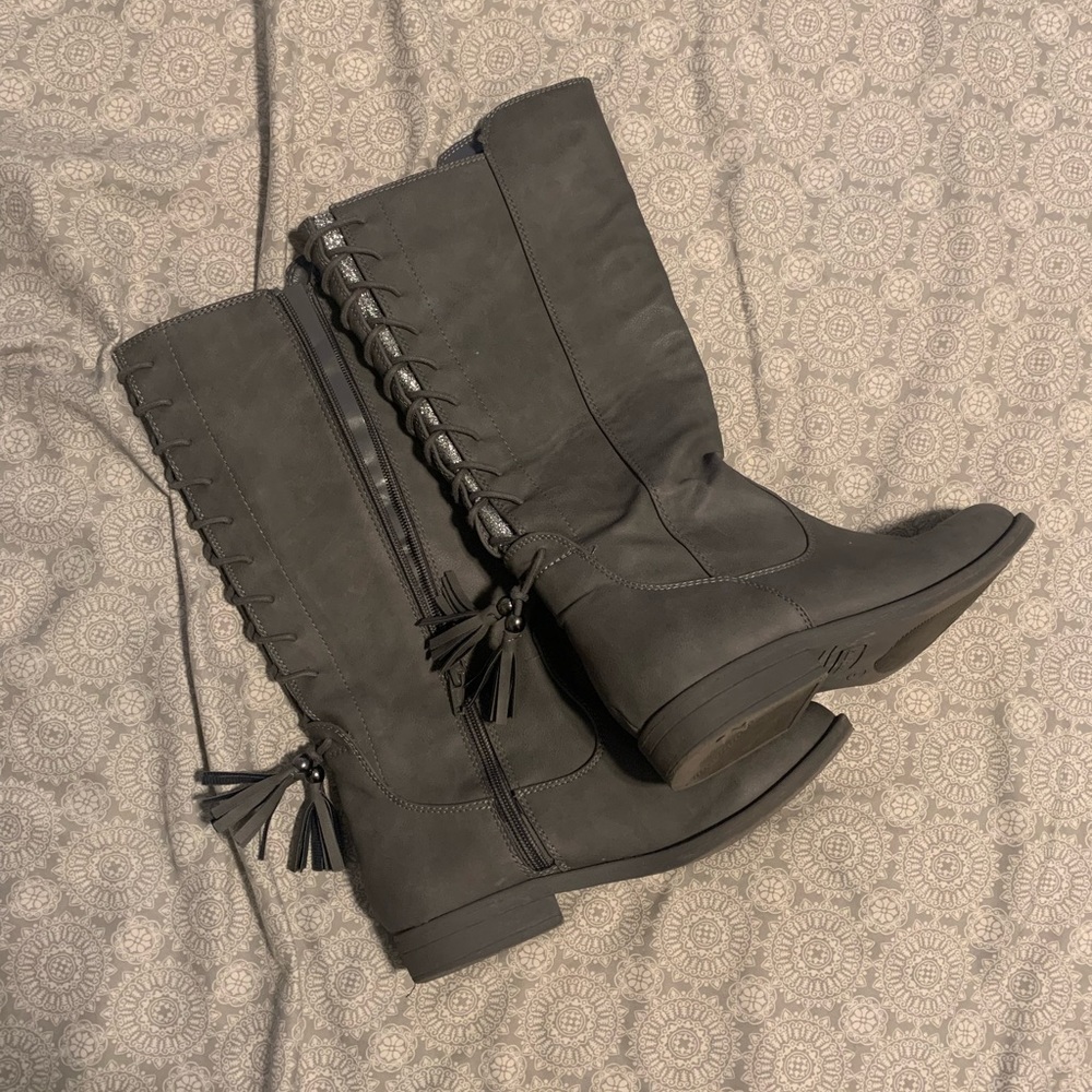 Sparkle and tassel dress boots